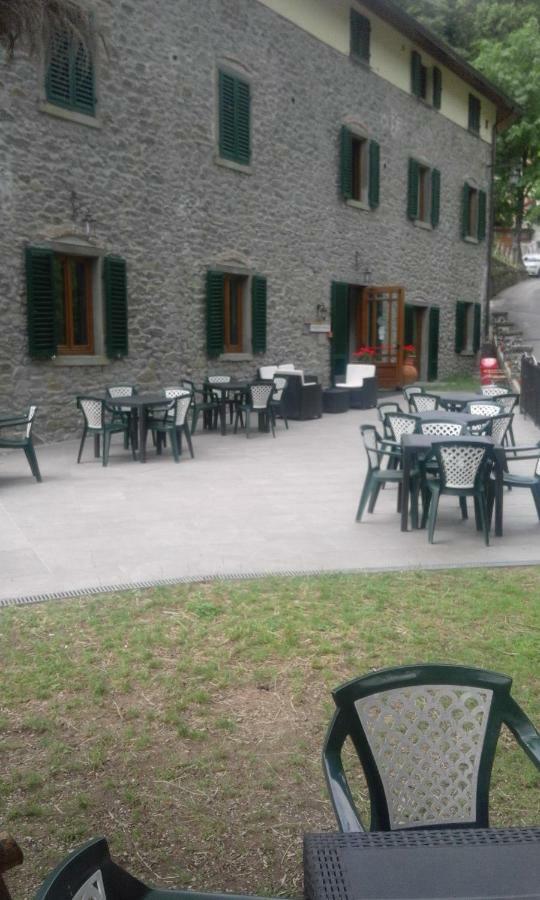 La Foresta Albergo Ristorante Pizzeria Badia Prataglia Eksteriør bilde
